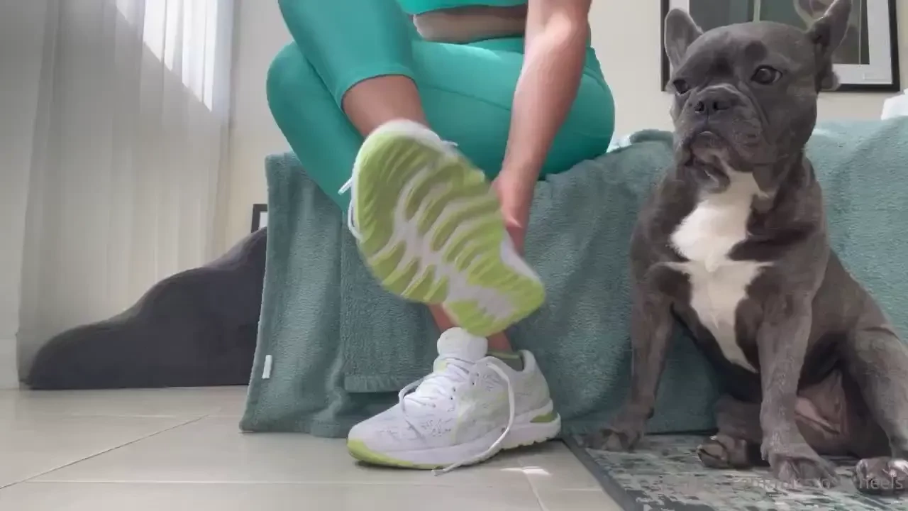 Do you guys like smelly sweaty soles after a work out answer in poll 