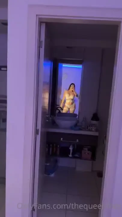 In 10 minutes live transmission 