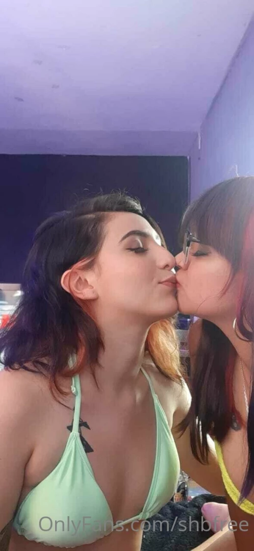 Mi amiga daisuke y yo nos tocamos con mucho amor desbloquealo para 