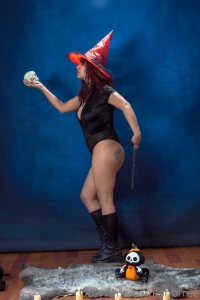 Set witchery in this video i put wax on my breasts i hope you like it part 2