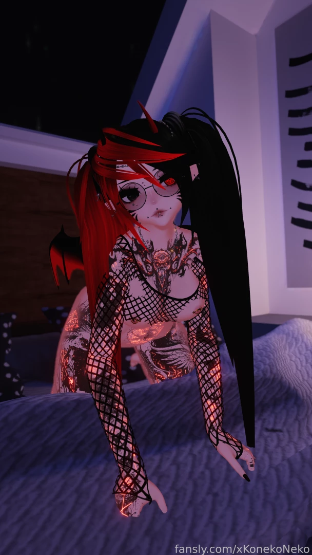 Was a lewd kitty last night look at the photos delayedagain took of me part 4 