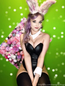 Naked wabbit inside some casual poses nakie with only my thigh highs part 1