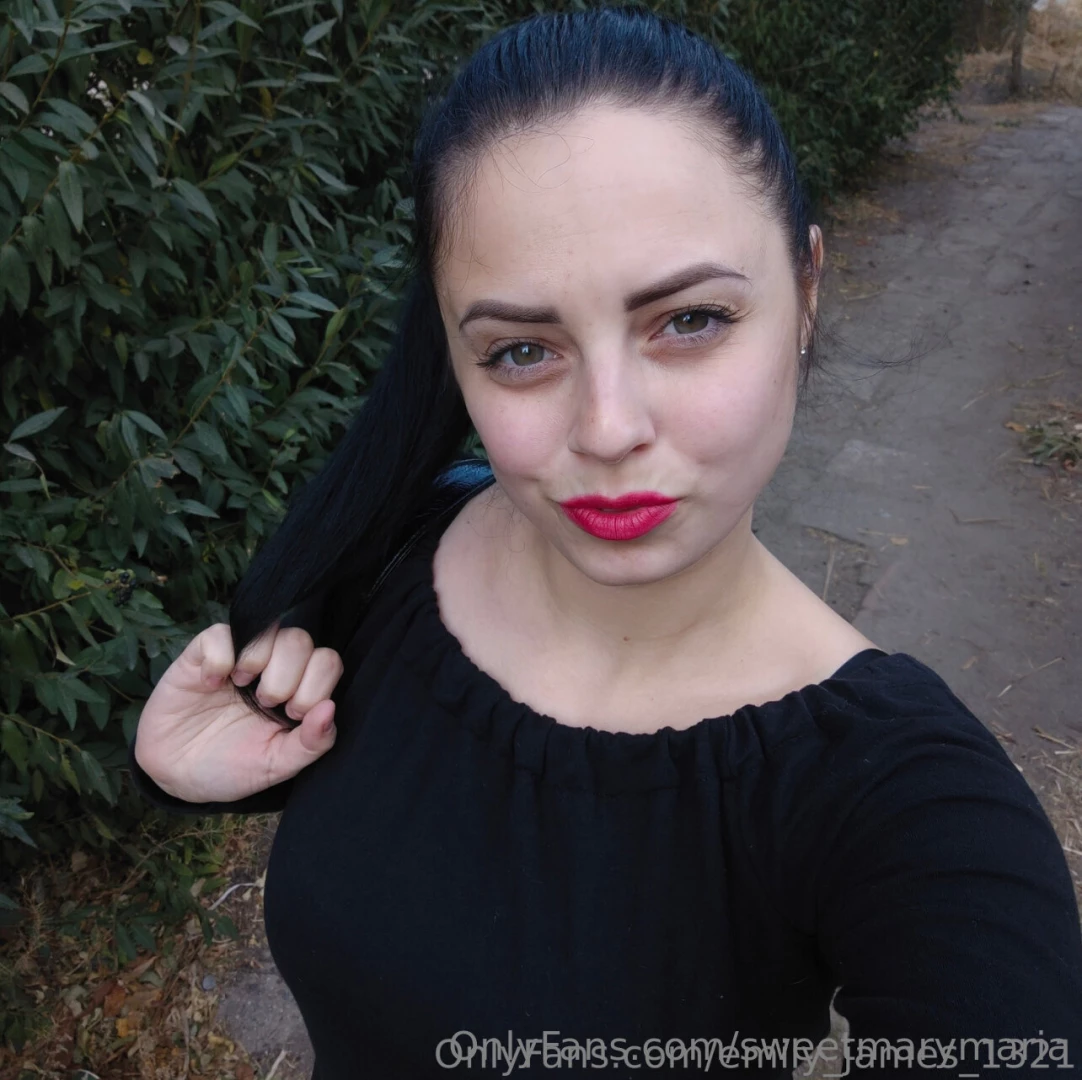 Emily_wealthy she enjoys to be miss_emily_goddess she loves playing part 13 