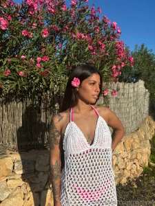 Rockin that garden glam vibe