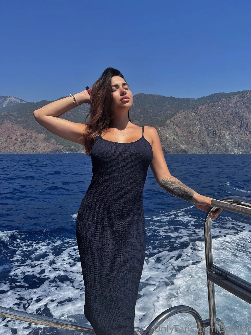 The sea has energy that cannot be replenished anywhere else 