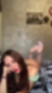 Nuovo video in the pose nel mio onlyfans vip vai a guardarlo e segui