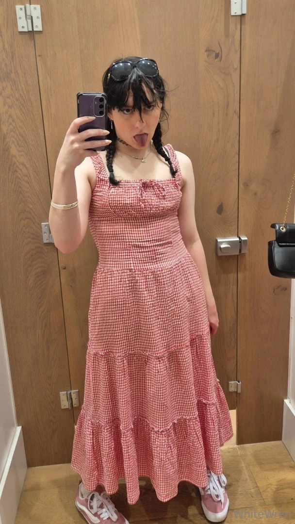 Got a new dress whatcha think 