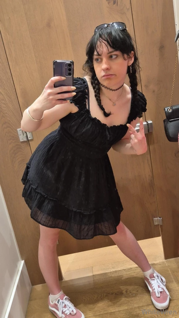 Got a bit of a wednesday vibe going on 