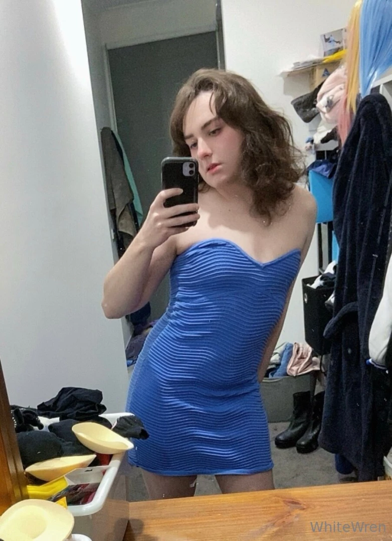 Tried on a new dress what do u guys think part 1 