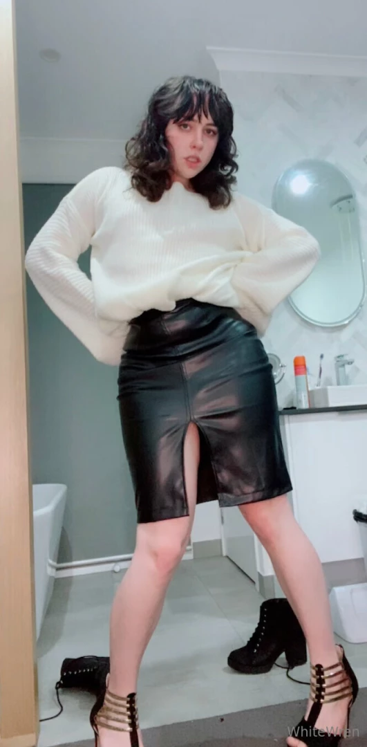 How do i look in a tight leather skirt part 11 