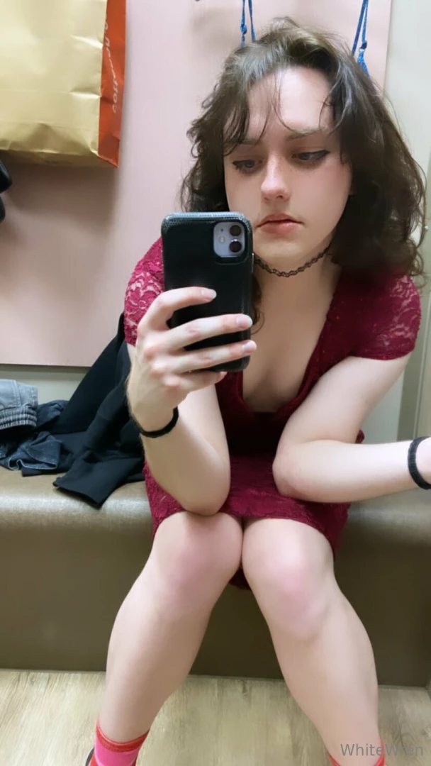 Here s some dressing room pics that didn t get posted anywhere els so part 1 