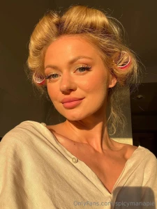 The mood for today is to be incredibly beautiful and make everyone