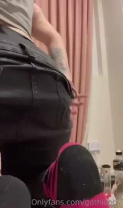 Hoy todo mi contenido con juguetes dildo vibrador plug y dildo anal