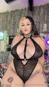 It s saturday night lets get to get good stuff already