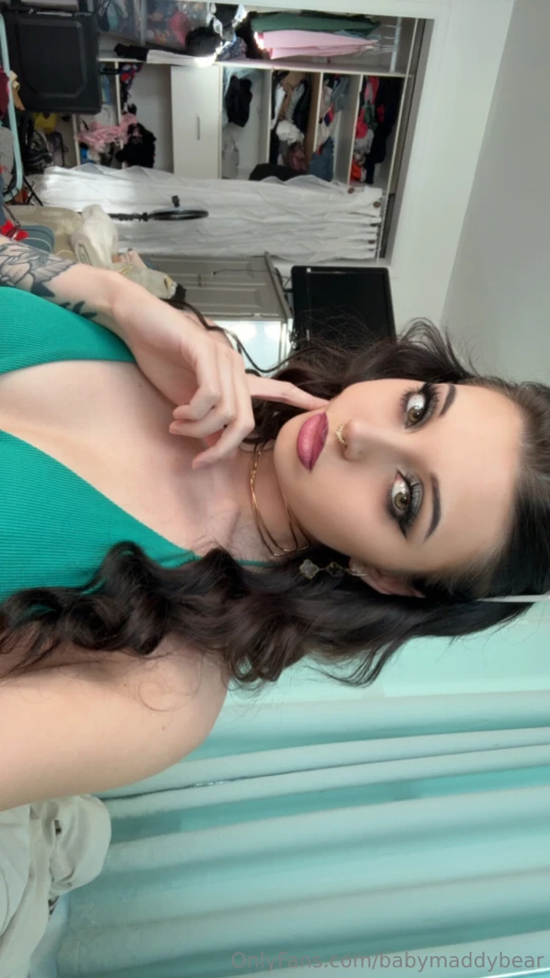 Got my heart broken right before the trip ofc come spoil ya girl to 