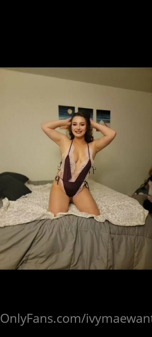 Mind if you tip 15 for our good start so i can show you my wet tight 