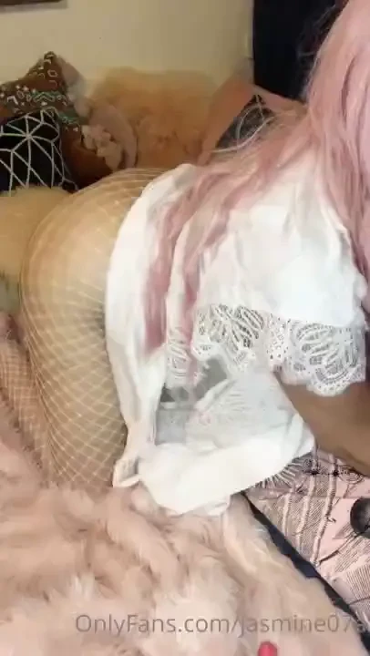 Pound that arse baby 