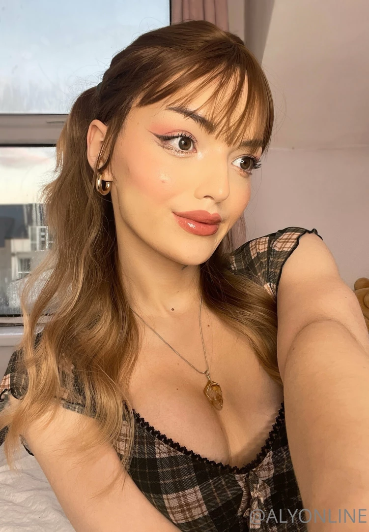 I think my pp may be hanging out of my dress part 1 