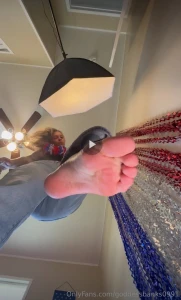 Happy 4th enjoy this brand new giantess clip mean at first then turns
