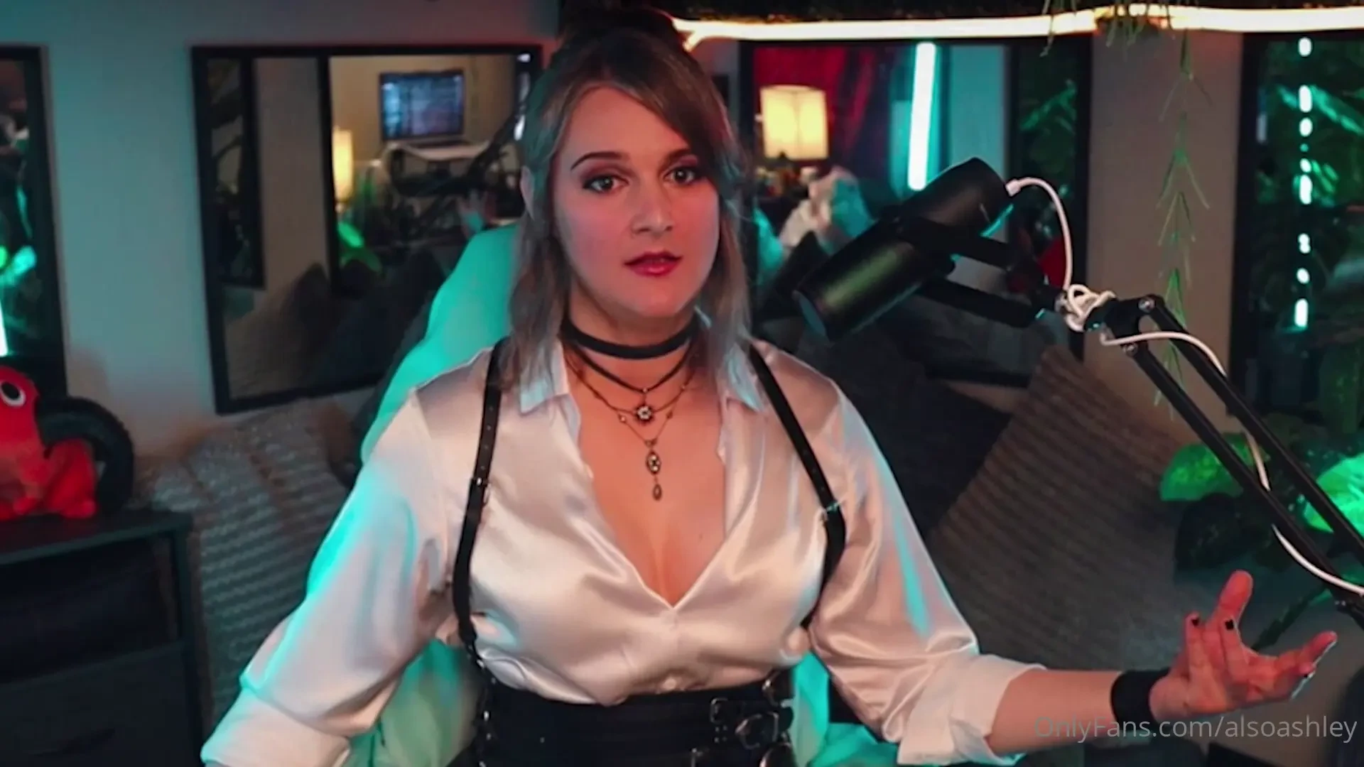 Can you guess the upcoming video i lost it yesterday making this 