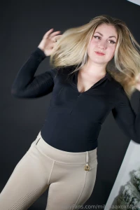 How are we gonna make it hot this thursday together milenaaxoxo