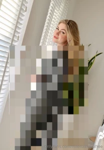 Does this scream spank my big fat bubble butt of not