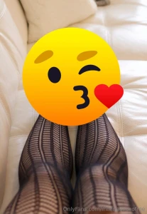Where are my pantyhose lovers at