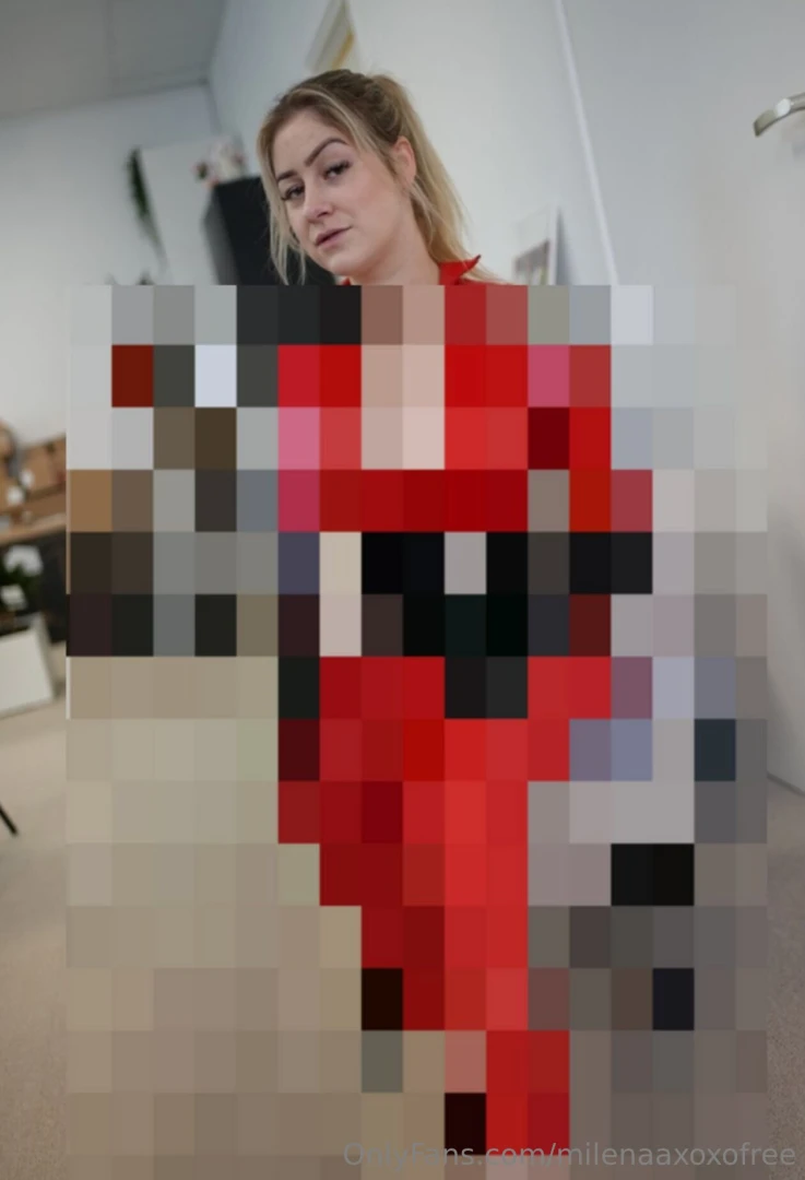 What do you think of this full latex look on me 