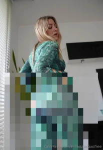 What do you think of aquawoman s bubble butt see more of me