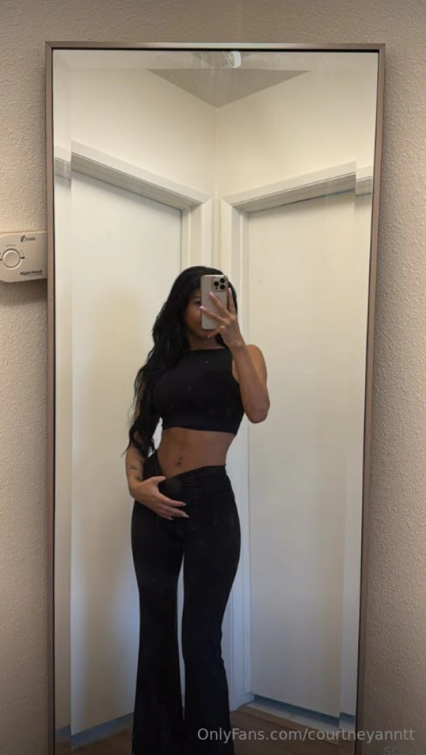 Stop looking around and go check sydneychasexo if you want to see why part 19 