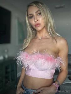 Alixlynx is a cute little thing who loves to do what she is told start part 1