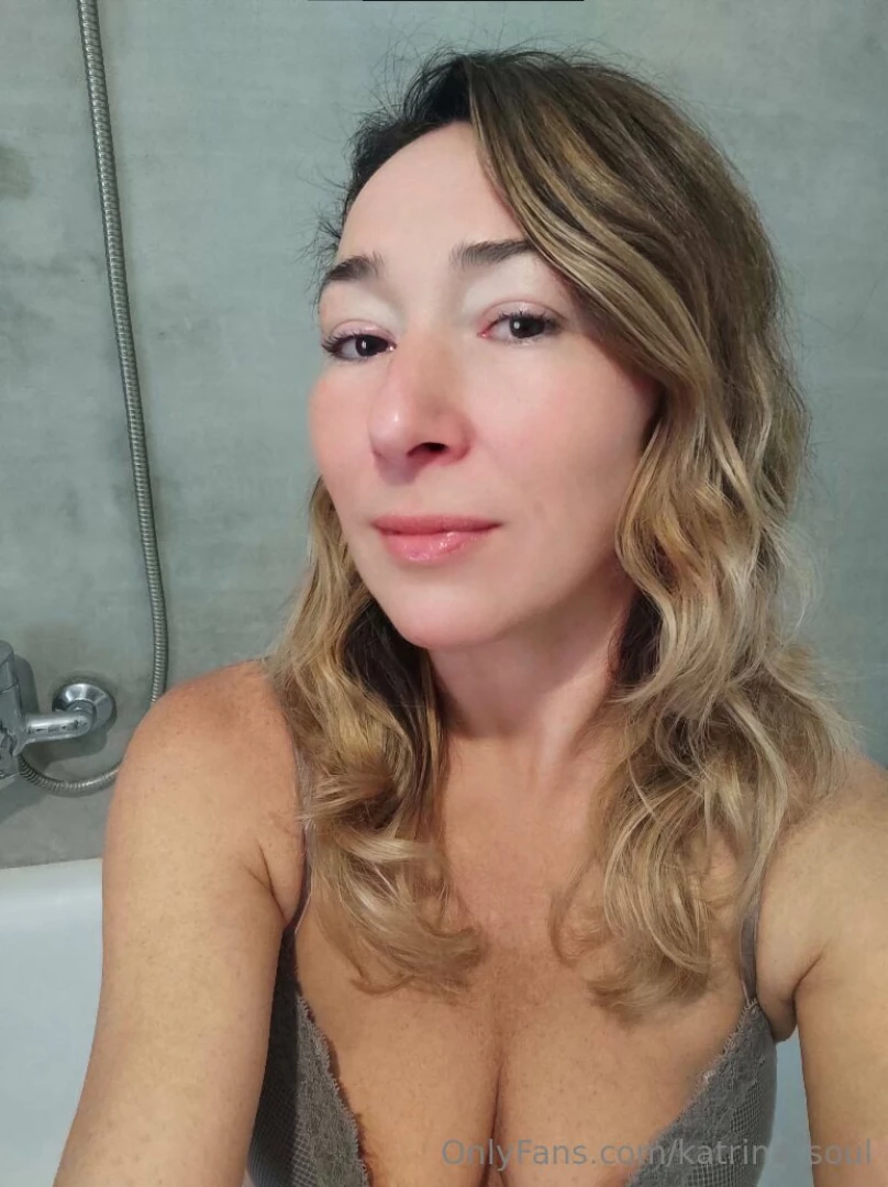 Free only for 10 subs she is waiting for you to be in her mischievous part 153 