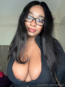 Happy titty tuesday part 1085