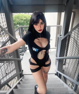 Hey there one of the top uprising cosplayer talent on brazil is now part 26