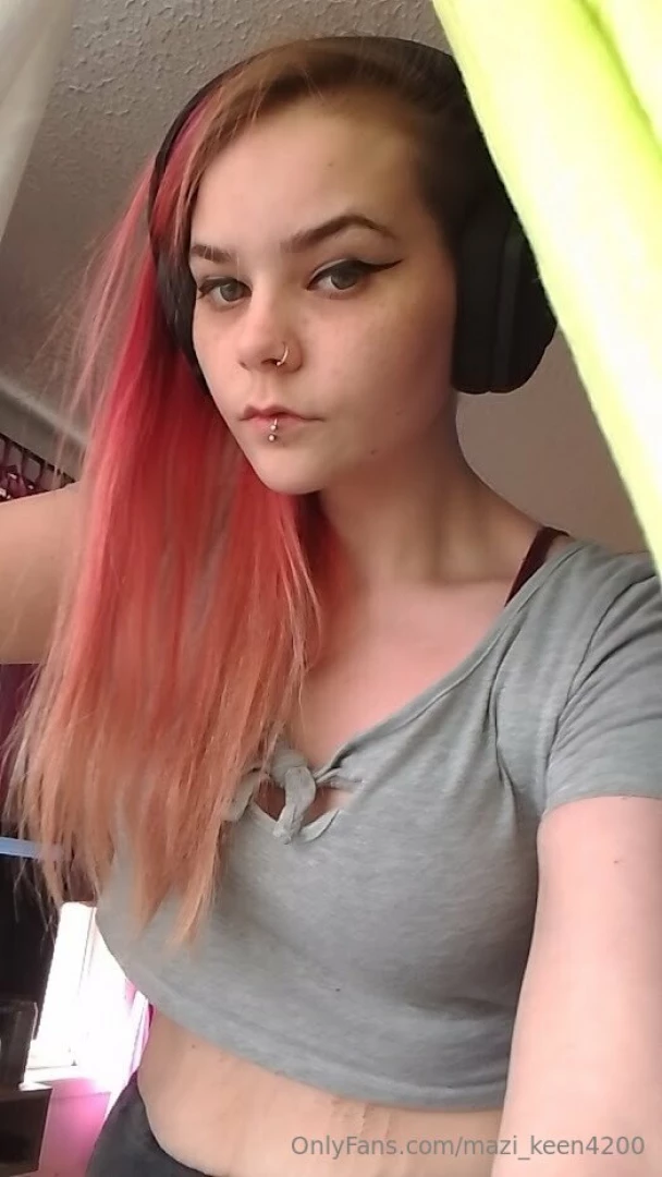 Eyeliner on fleek so i had to show it off part 1 