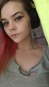 Eyeliner on fleek so i had to show it off part 4