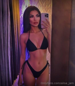 Who wants free access only 10 lucky ones will get in elegantbaby