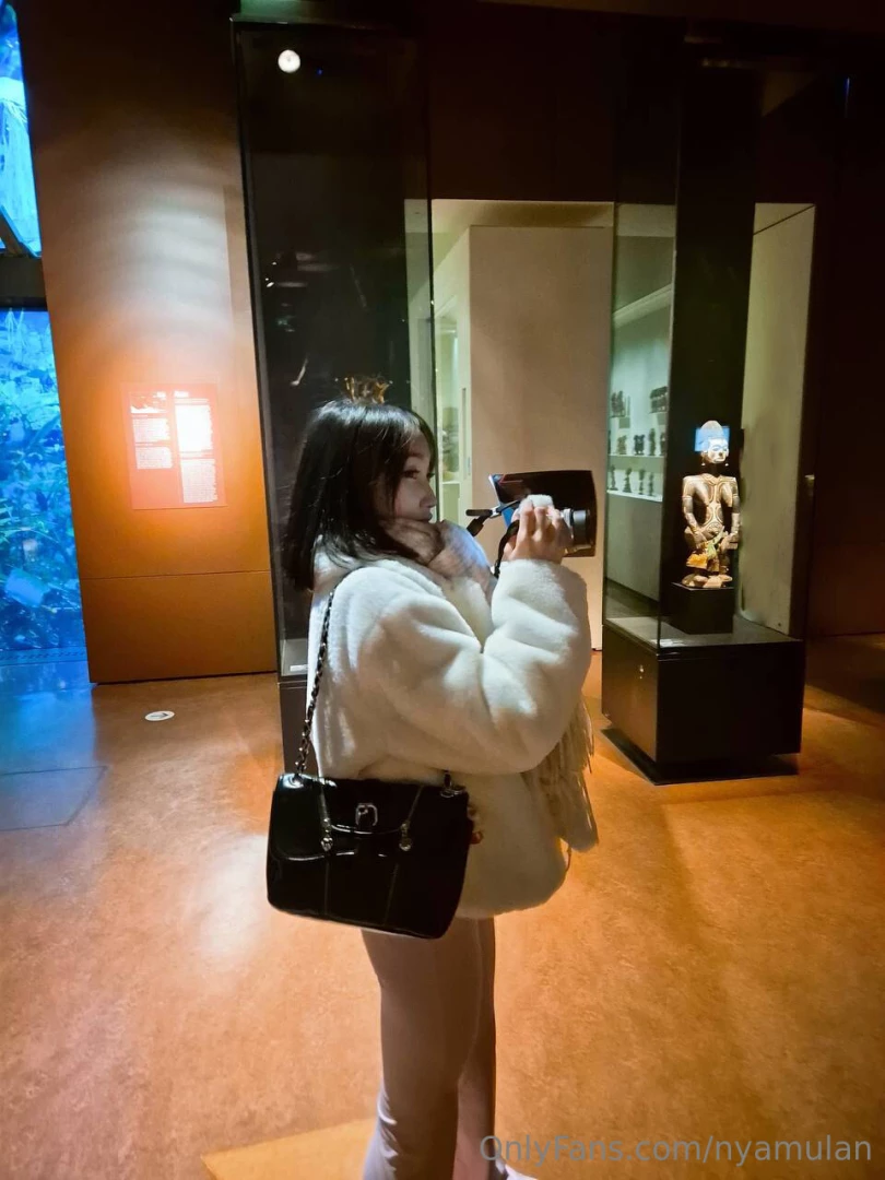 My culture trip was on point the ancient statues were fire the women 