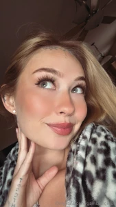 Hey everyone my vip page is 35 off -priority messaging -sexy content