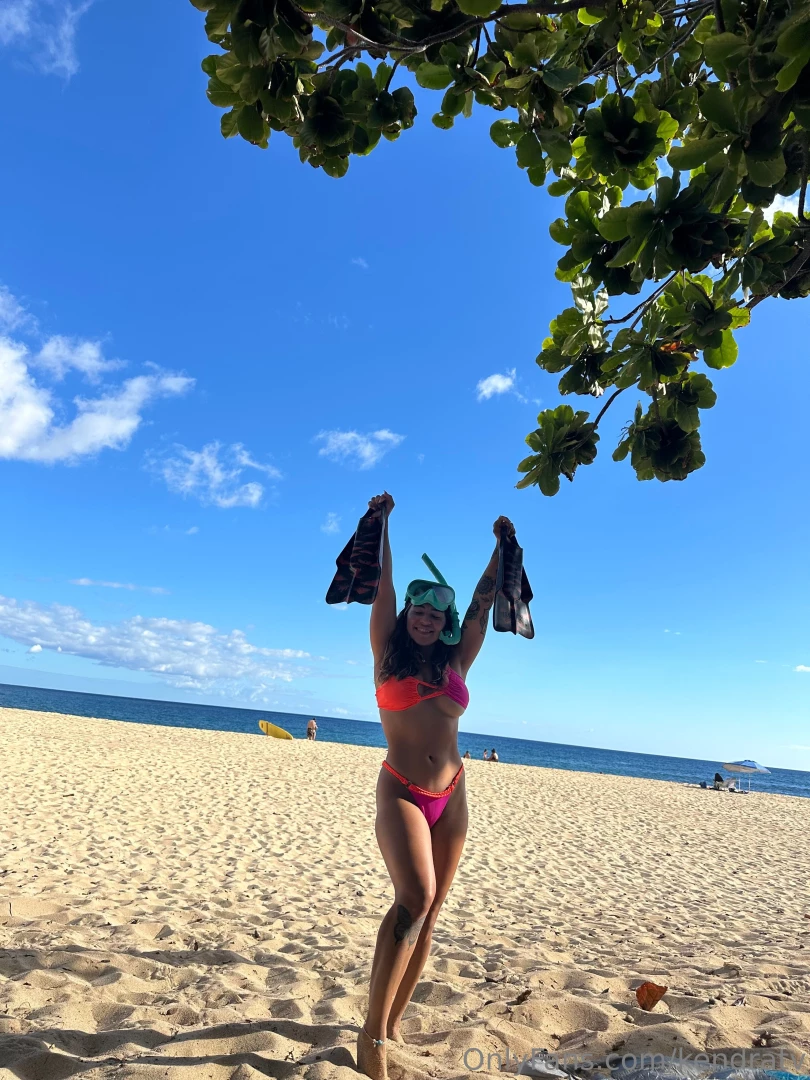 I love playing mermaids who wants to be my merman 