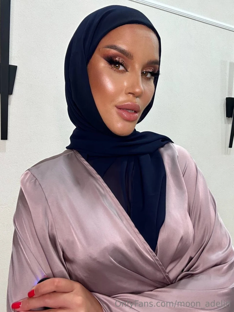 I think a quiet evening makes me happier a cup of hot tea and a book 