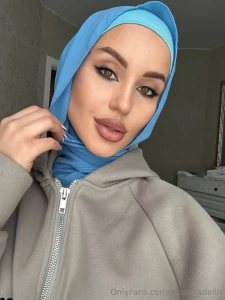 I think the eyes really reveal a person s personality i feel like you