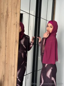 The morning starts with your favorite lipstick and a good mood