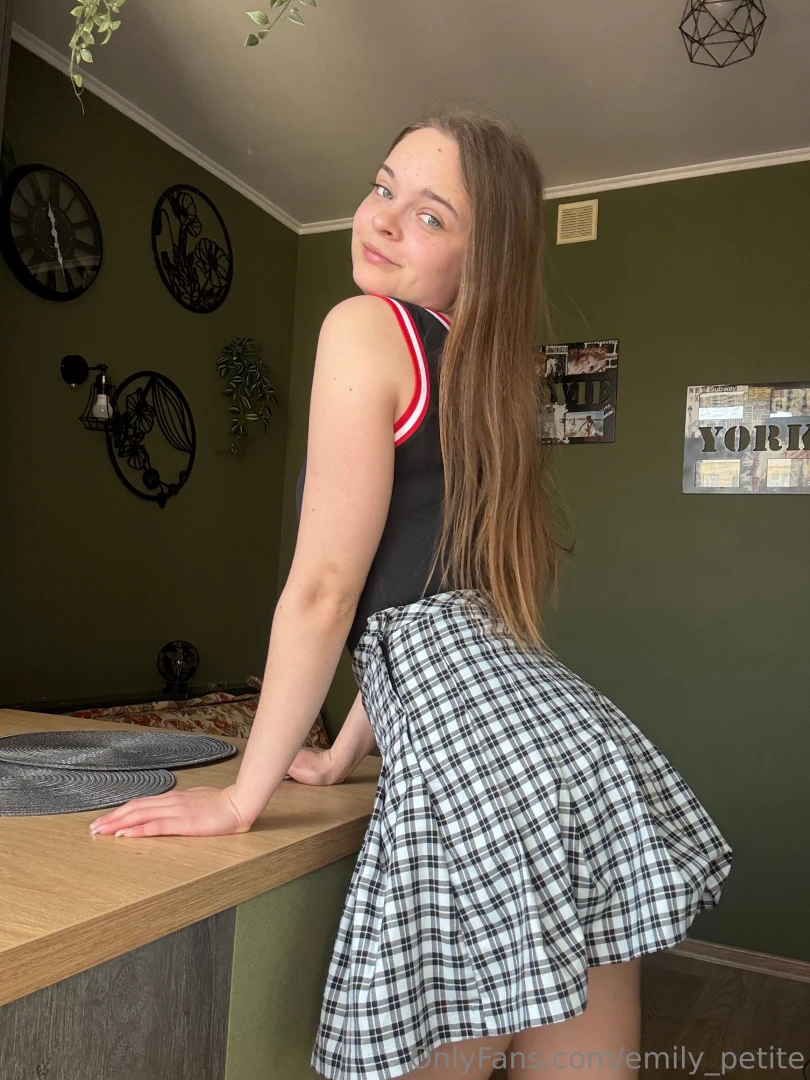 Just feeling a little playful today some outfits just put you in a fun 