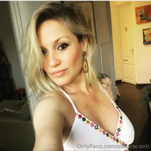 Honey what do you think blonde redhead or brunette part 1