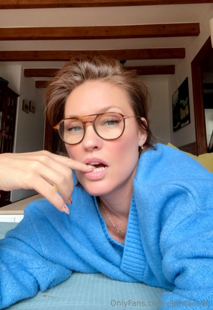 Honey what do you think blonde redhead or brunette 