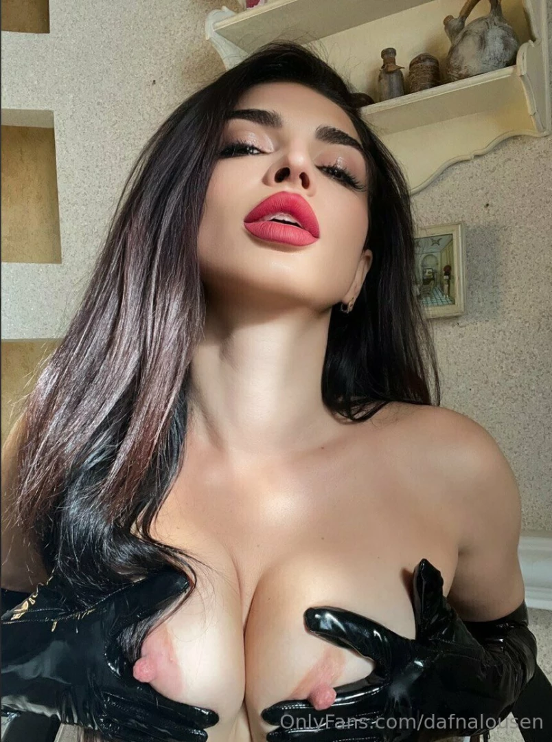 Carolina-main this dirty slut wants you to come inside her right now part 70 