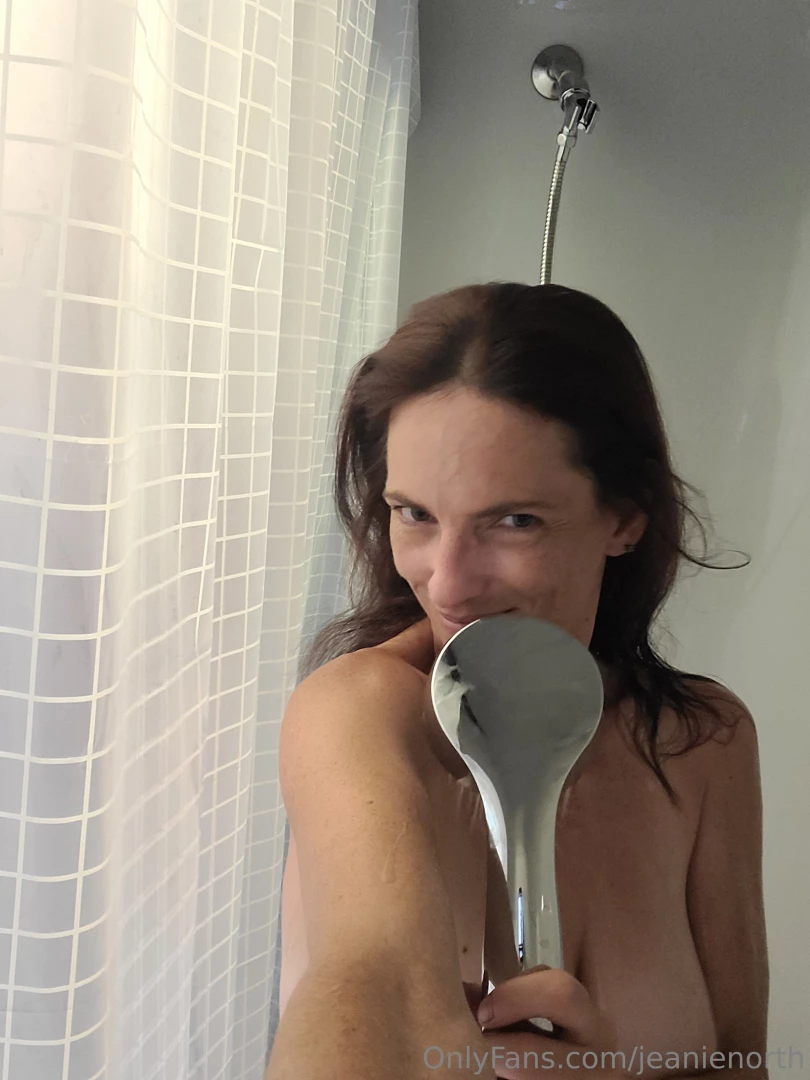 Can you guess what song i m singing 