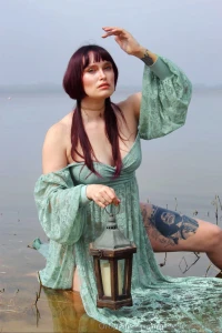 Can a girl get some sales or some donations off of of i m posting but