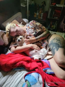 Happy valentine s day who do you love leave me a tip and i ll send you part 1